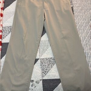 Dockers Men's Khaki Chinos